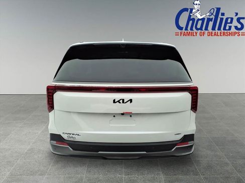 New 2026 Kia Carnival SX Prestige image 5