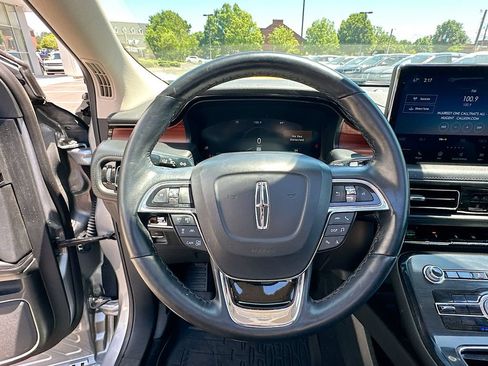 Certified 2023 Lincoln Nautilus Reserve w/ Equipment Group 201A AWD/4WD image 18