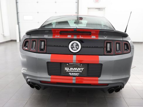 Used 2013 Ford Mustang Shelby GT500 RWD image 28