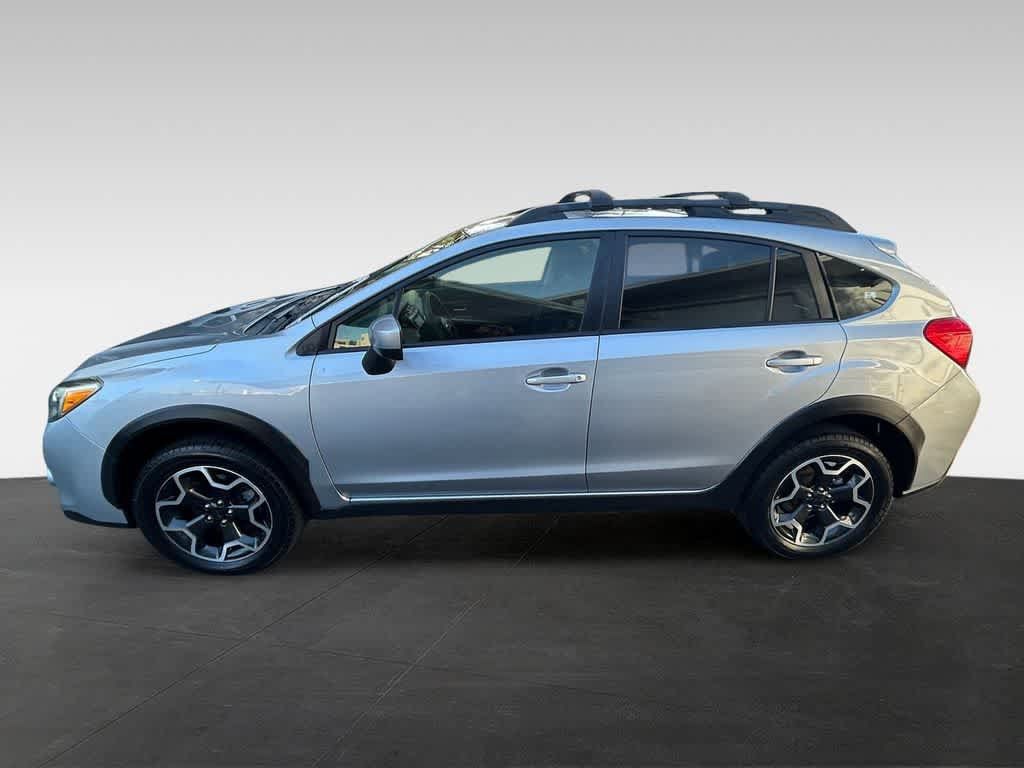 Used 2015 Subaru Crosstrek 2.0i Premium AWD/4WD image 3