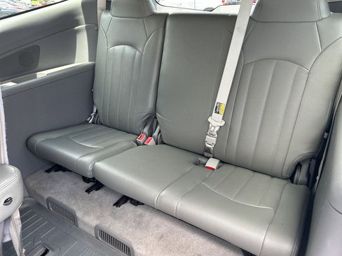 Used 2016 Chevrolet Traverse LT image 20