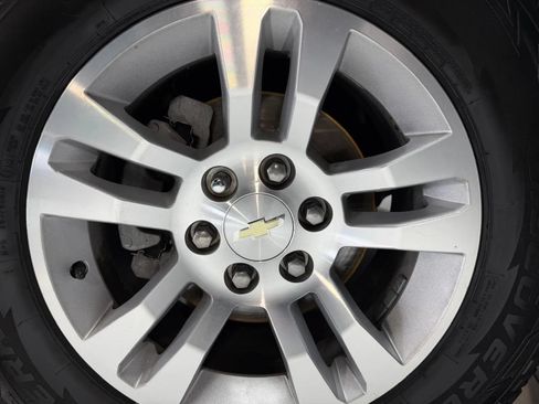 Used 2016 Chevrolet Suburban LT AWD/4WD image 10