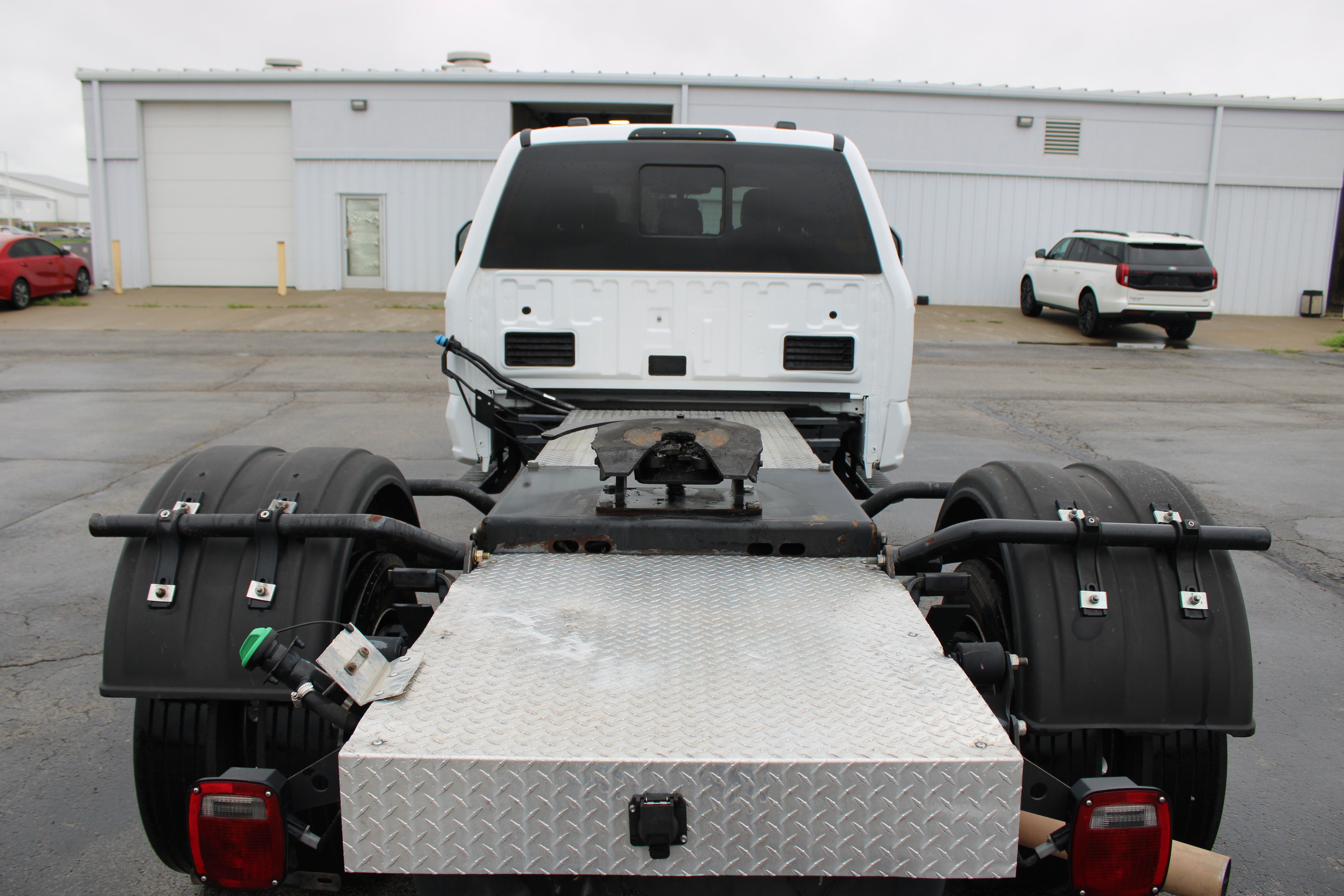 Used 2024 Ford F450 Lariat AWD/4WD image 12
