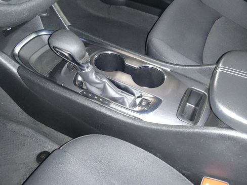 Used 2025 Chevrolet Malibu LT FWD image 26