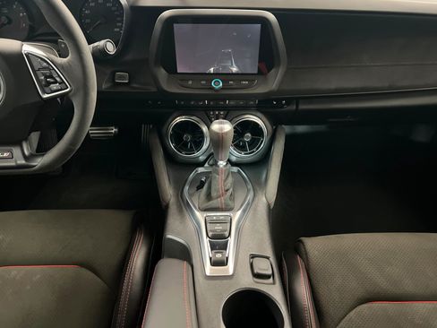 Used 2018 Chevrolet Camaro ZL1 RWD image 14
