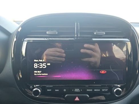 Certified 2023 Kia Soul EX image 12