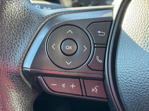 Used 2024 Toyota Corolla LE image 19