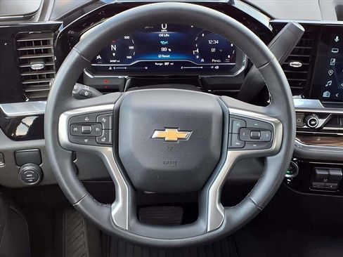 Used 2025 Chevrolet Silverado 1500 LT image 20