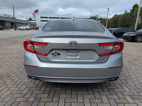 Used 2018 Honda Accord EX-L image 10