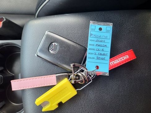 Used 2024 MAZDA CX-5 AWD 2.5 S w/ Select Package image 27