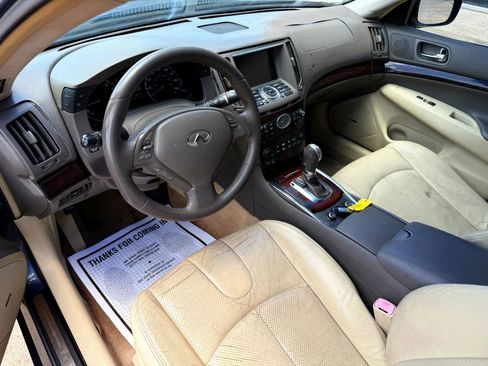 Used 2010 INFINITI G37 Journey w/ Premium Pkg image 19