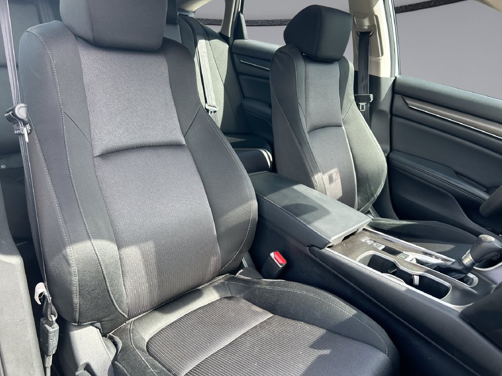 Used 2018 Honda Accord LX image 28