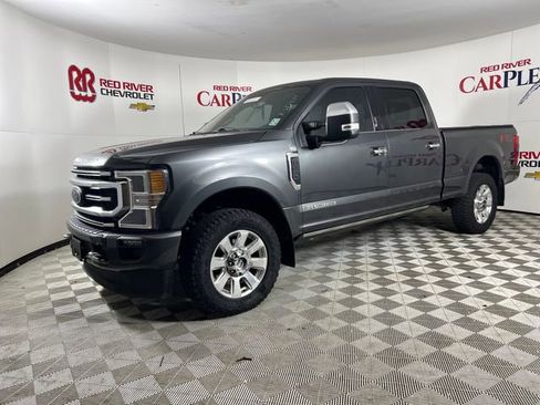 Used 2020 Ford F250 Platinum w/ FX4 Off-Road Package image 3