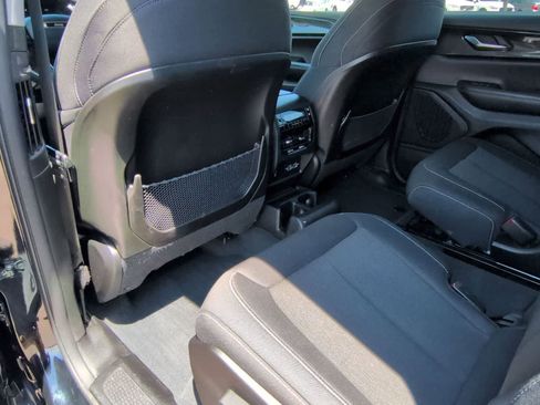 Used 2023 Jeep Grand Cherokee L Laredo w/ Luxury Tech Group I AWD/4WD image 18