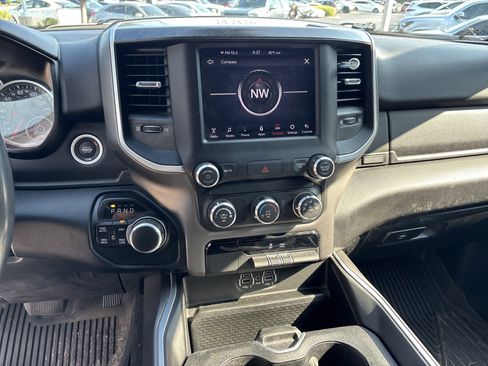 Used 2020 RAM 1500 Big Horn AWD/4WD image 25
