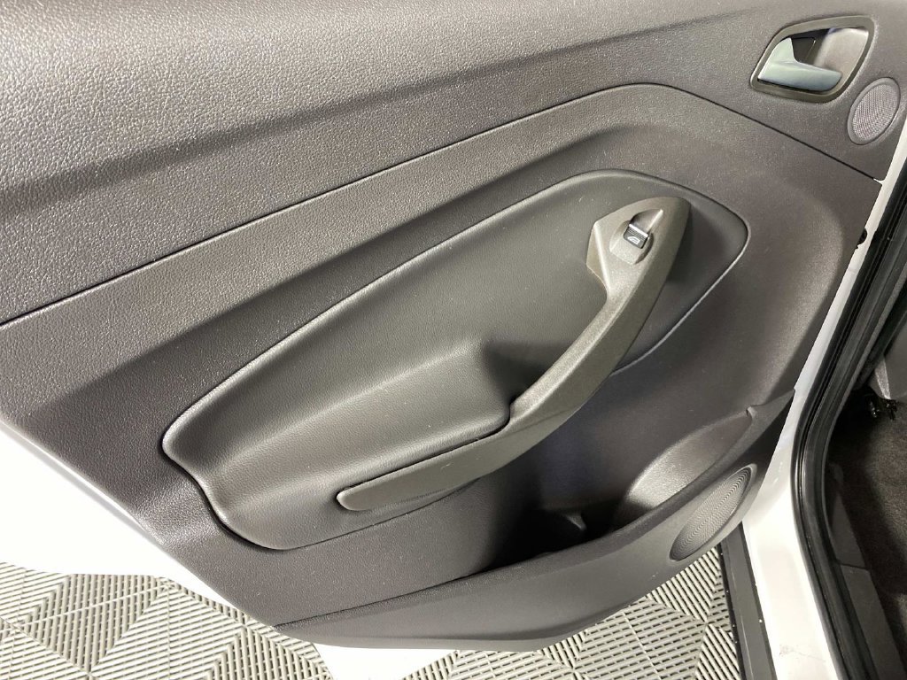 Used 2018 Ford Escape Titanium AWD/4WD image 28