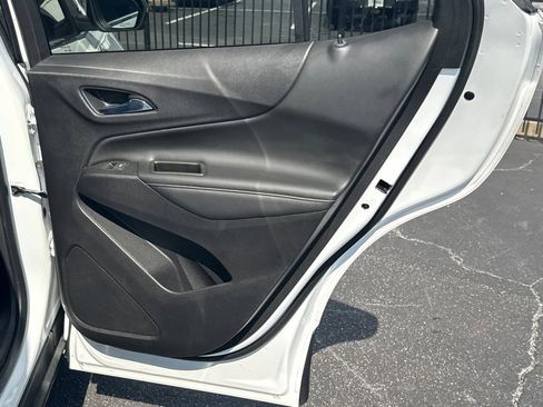 Used 2020 Chevrolet Equinox Premier image 17
