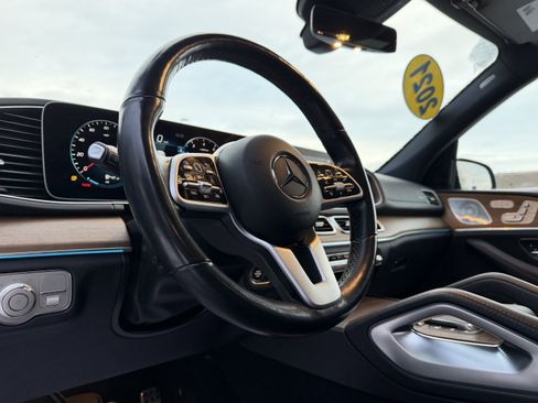 Used 2021 Mercedes-Benz GLS 580 GLS 580 image 20