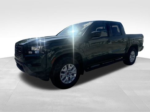 Used 2022 Nissan Frontier SV w/ Technology Package image 3