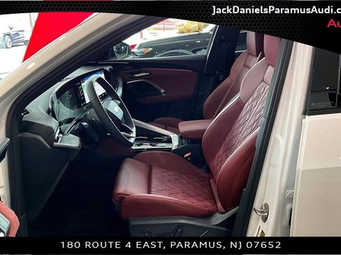 New 2025 Audi SQ5 Premium Plus w/ Premium Plus Package image 9