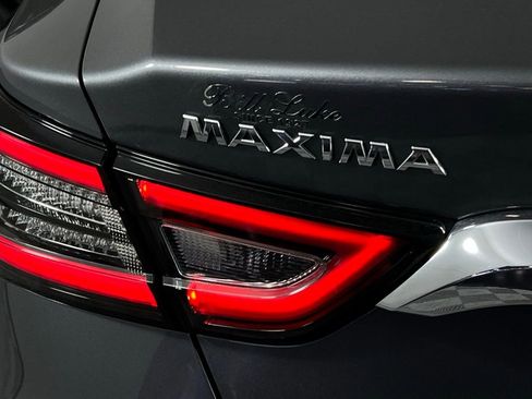 Used 2023 Nissan Maxima Platinum w/ Sport Mat Group image 10