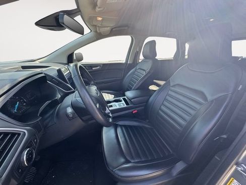 Used 2024 Ford Edge SEL AWD/4WD image 9