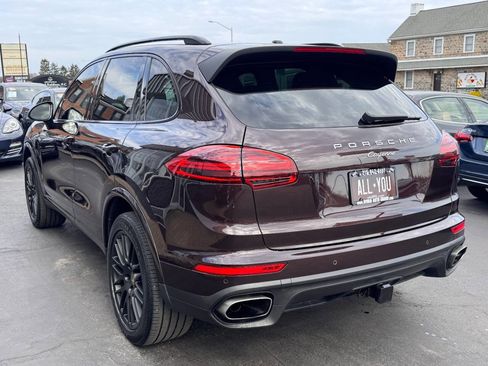 Used 2017 Porsche Cayenne Platinum Edition AWD/4WD image 6