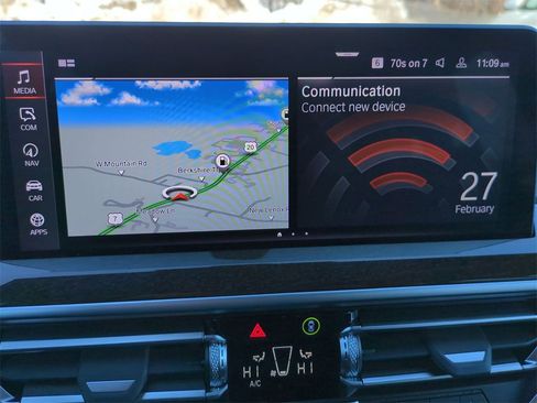 Used 2024 BMW X3 xDrive30i w/ Premium Essential Package image 21