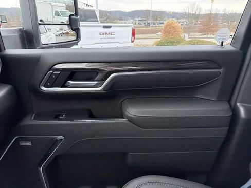 New 2026 Chevrolet Silverado 3500 LTZ w/ LTZ Convenience Package image 26