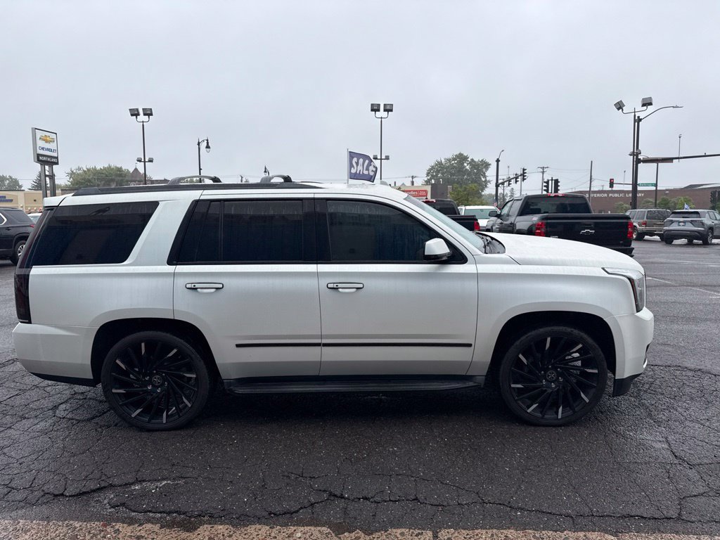 Used 2017 GMC Yukon Denali AWD/4WD image 8