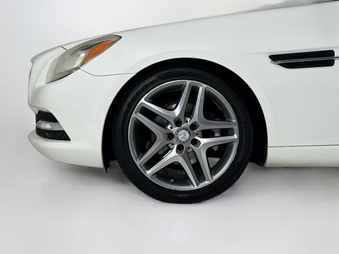 Used 2015 Mercedes-Benz SLK 250 image 29
