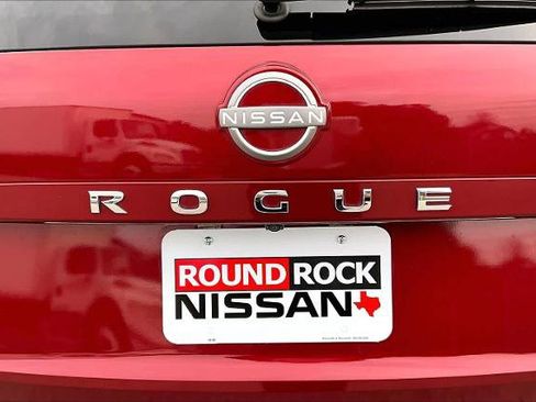 Certified 2023 Nissan Rogue SV w/ SV Premium Package image 10