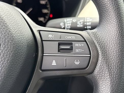 New 2026 Honda HR-V LX image 34