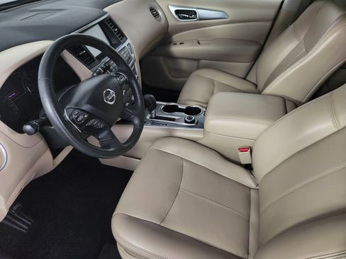 Used 2020 Nissan Pathfinder SL AWD/4WD image 10