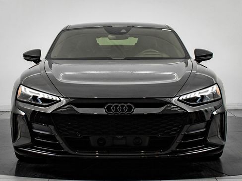 Used 2022 Audi RS e-tron GT w/ Carbon Performance Package image 2