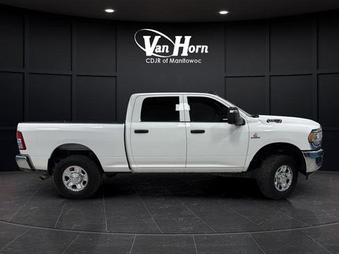Used 2024 RAM 3500 Tradesman w/ Chrome Appearance Group AWD/4WD image 8