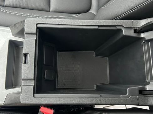 New 2025 Chevrolet Blazer LT w/ Midnight/Sport Edition image 30