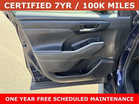 Used 2022 Toyota Highlander XSE FWD image 13