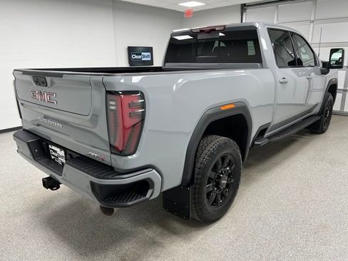 Used 2024 GMC Sierra 3500 AT4 w/ AT4 Premium Plus Package AWD/4WD image 9