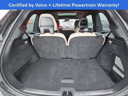 Certified 2025 Volvo XC90 B6 Plus image 8