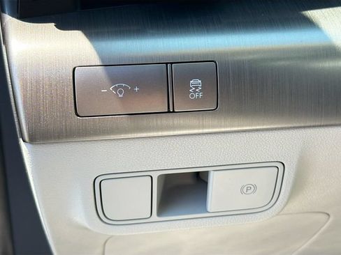 Used 2024 Hyundai Kona SEL FWD image 10