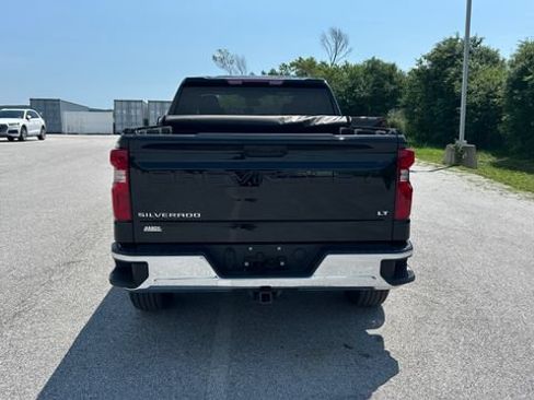 Used 2023 Chevrolet Silverado 1500 LT AWD/4WD image 4