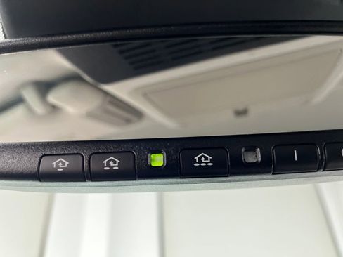 Used 2023 Nissan Armada SL w/ Captain's Chairs Package image 74