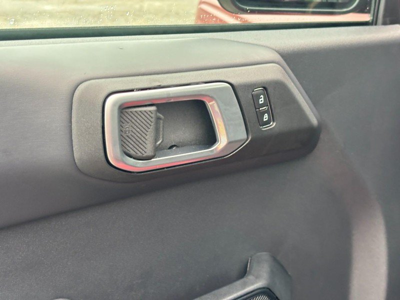 Used 2026 Ford Bronco Badlands AWD/4WD image 18
