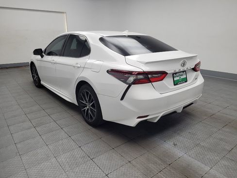 Used 2023 Toyota Camry SE FWD image 5
