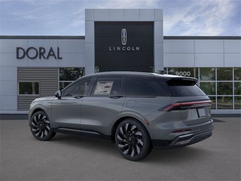 New 2025 Lincoln Nautilus Reserve w/ Jet Appearance Package image 4