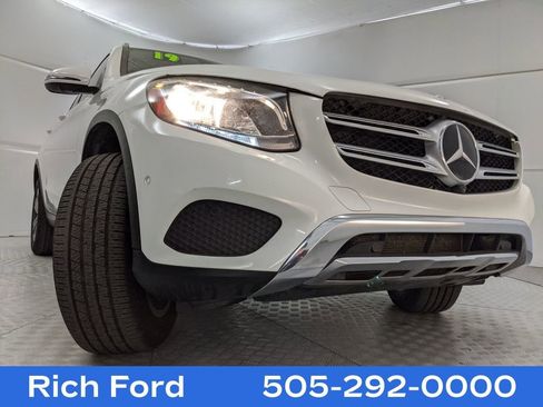 Used 2019 Mercedes-Benz GLC 300 4MATIC image 28