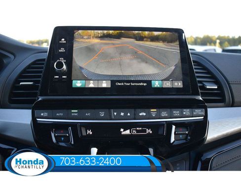 New 2026 Honda Odyssey Touring image 15