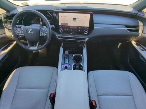 Used 2025 Lexus RX 350h w/ Convenience Package image 18