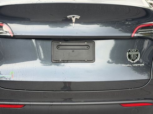 Used 2024 Tesla Model Y Long Range AWD/4WD image 13